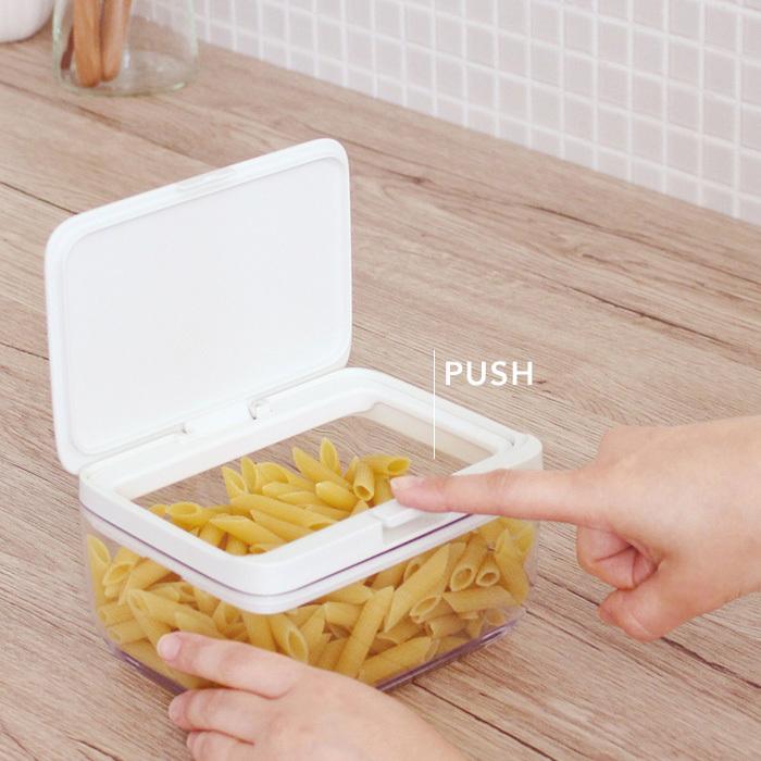 マーナ 保存容器 ワイドショート K762 容量700mL キャニスター コンテナー ストッカー 食料品 調味料 密閉 ワンタッチ シンプル おしゃれ 雑貨 MARNA|くらしのもり|02
