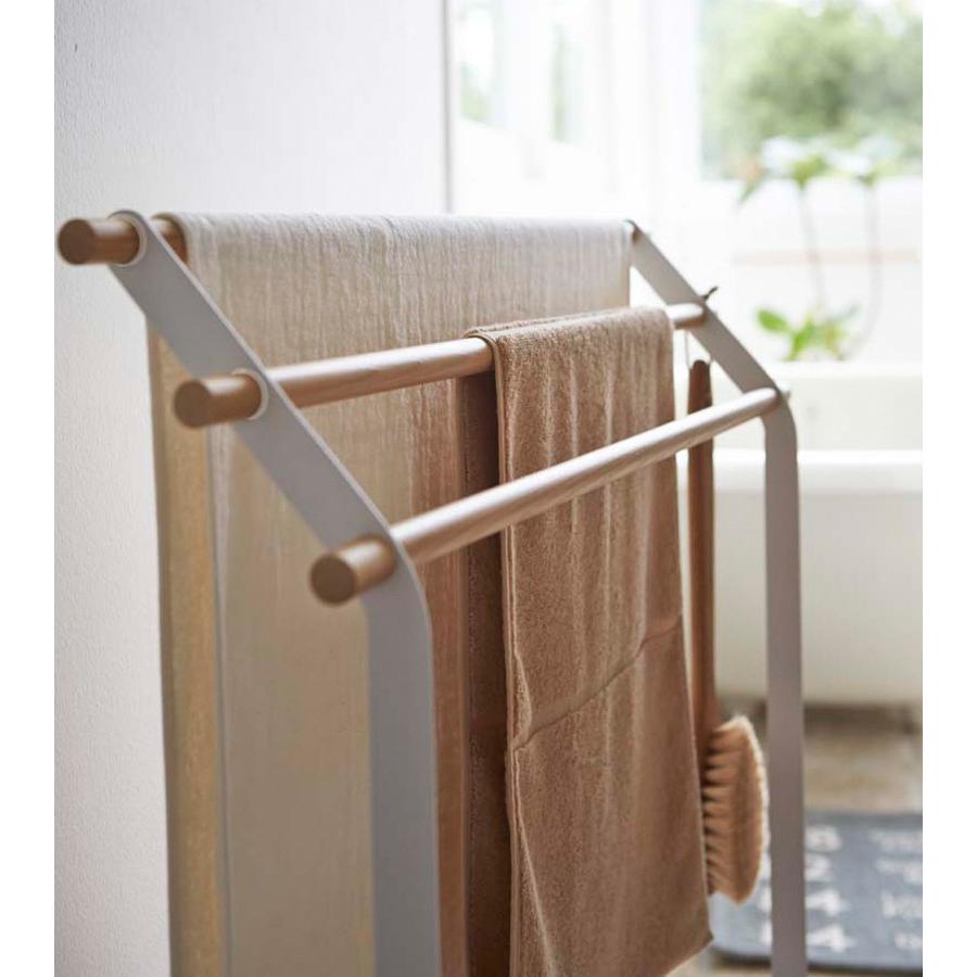 山崎実業 バスタオルハンガー 店 トスカ tosca タオル掛け 室内干し シンプル 省スペース 天然木6 スリム タオルラック 380円