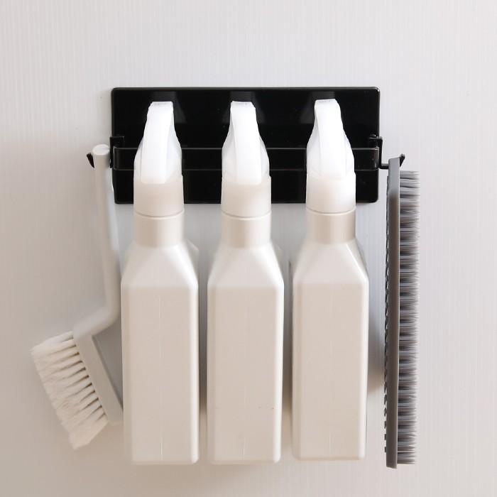 Tower 壁付けマグネット収納 マグネットスプレーボトルハンガー タワー ホルダー フック ラック 磁石 風呂 掃除 おしゃれ ホワイト ブラック 山崎実業 Yj 9916 くらしのもり 通販 Yahoo ショッピング