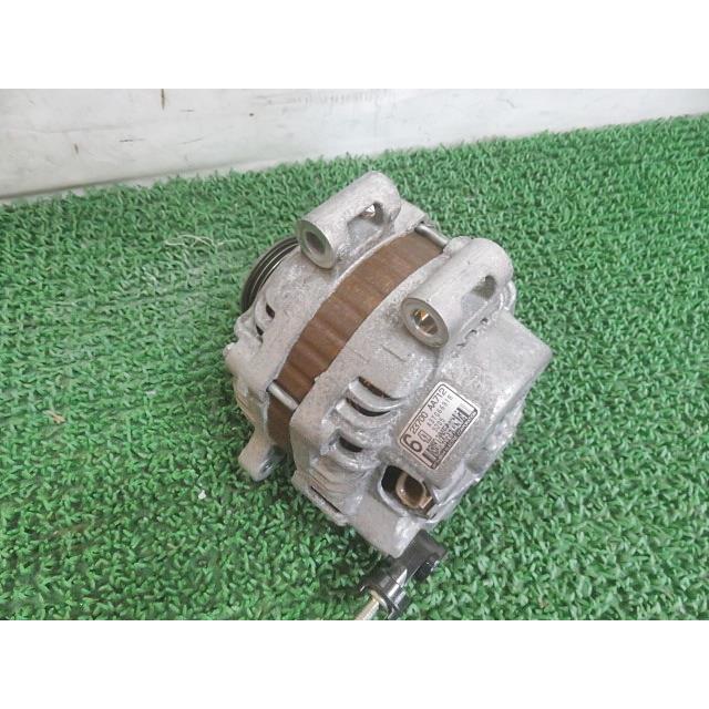 中古] H27/2 インプレッサ DBA-GP3 オルタネーター / ダイナモ