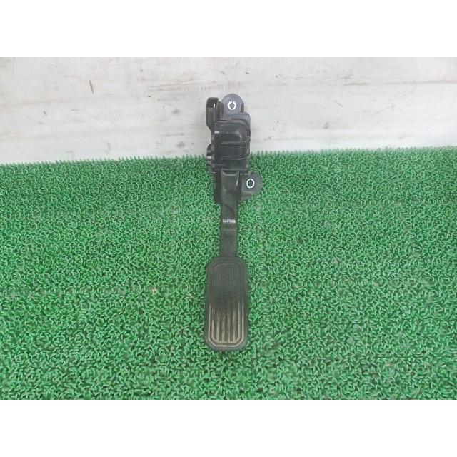 [中古] H26/8 デュトロ ワイドロング TKG-XZU775M アクセルペダル 370296 : 山崎オートパーツ Yahoo!ショップ ...
