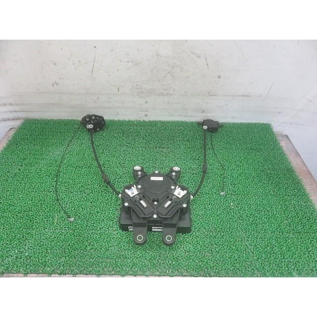 フリード [中古] H28/10 DAA-GB8 左パワースライドドアモーター 72050-TDK-J01 370359 : 山崎オートパーツ ...