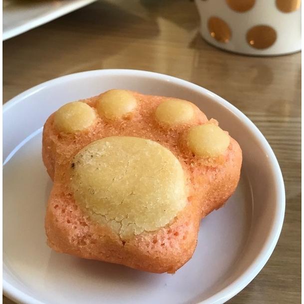 送料無料 猫小鉢とマドレーヌセット 誕生日 ネコ 猫 ねこ ギフト スイーツ |  | 06