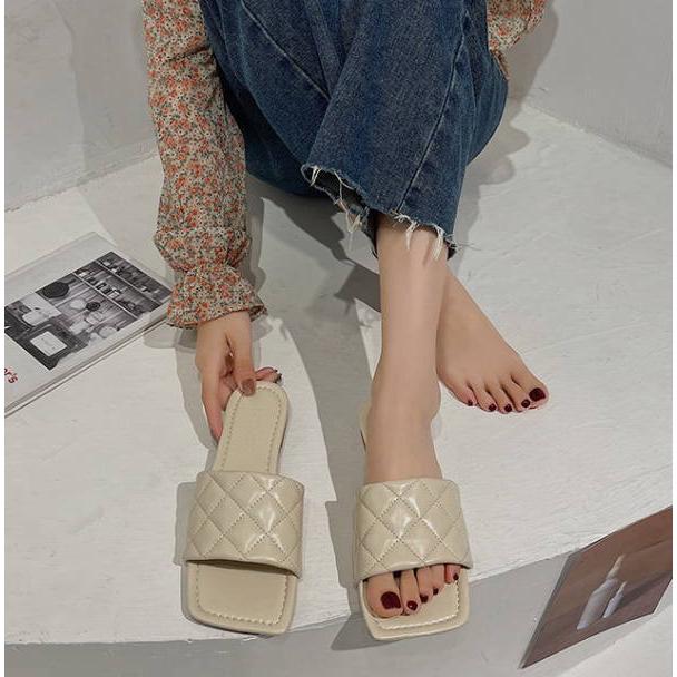 スクエアトゥ キルティング ミュールサンダル レディース スリッパ  カジュアル 歩きやすい 疲れない おしゃれ 可愛い 靴 シューズ |  | 09