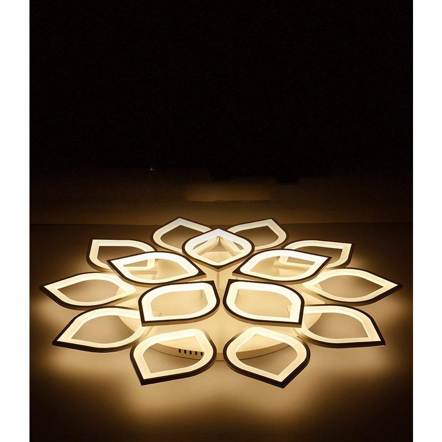 蓮の花 シーリングライト led シャンデリア リビングルーム 蓮の花 シーリングライト led シャンデリア リビングルーム