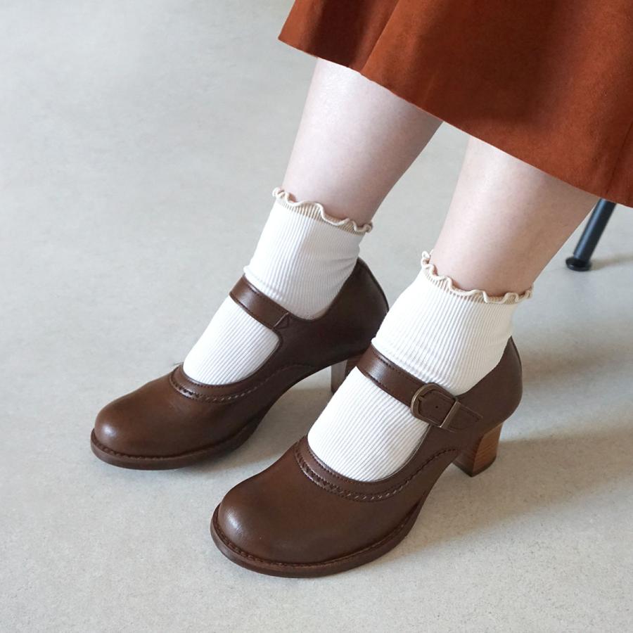 パンプス 痛くない 柔らかい 走れる ストラップ 太ヒール チャン