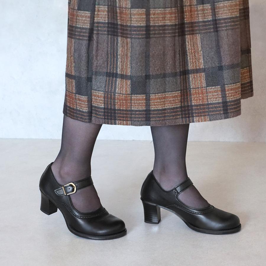 美品★Belle&Sofa★ストラップ付パンプス★黒 23cm Belle＆Sofa（ベルアンドソファ） フラットシューズ ストラップ