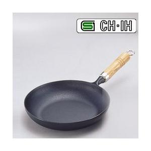 南部鉄器 オムレツパン24ｃｍ（木柄付）IH対応 (南部鉄 岩鋳 日本製 岩手県 盛岡市 いわちゅう イワチュー ) (NTK6)
