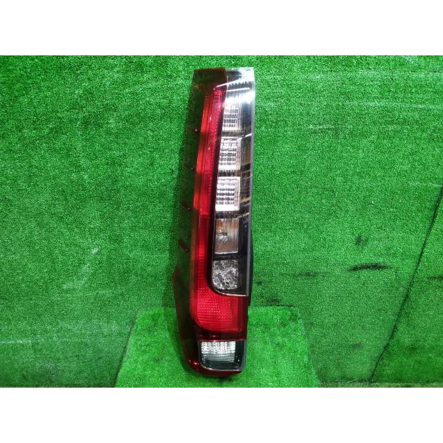 のあ Toyota Noah AZR60 AZR65 OEM Rear Right RH Outside Door Handle