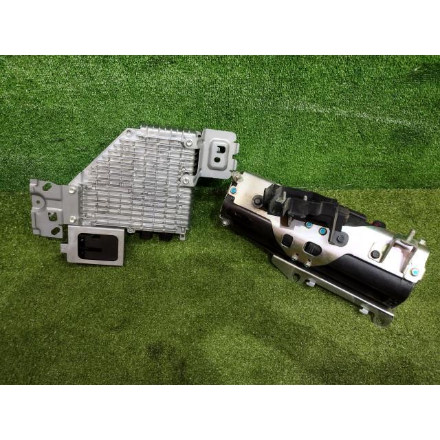 アテンザ LDA-GJ2FW キャパシター GKJ1 67Y60 サブバッテリー アテンザ LDA-GJ2FW キャパシター GKJ1 67Y60 サブバッテリー