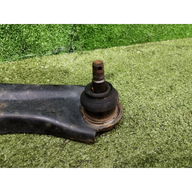 アルト DBA-HA36S 右フロントロアアーム 45201-74P00 45201