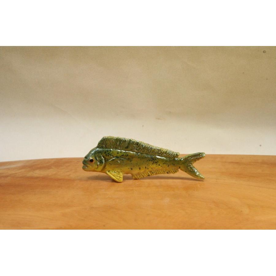 俵壺　置物　魚 ① ピータン 甕 壺 メダカ 陶器 植物鉢金魚鉢 メダカ ビオトープ