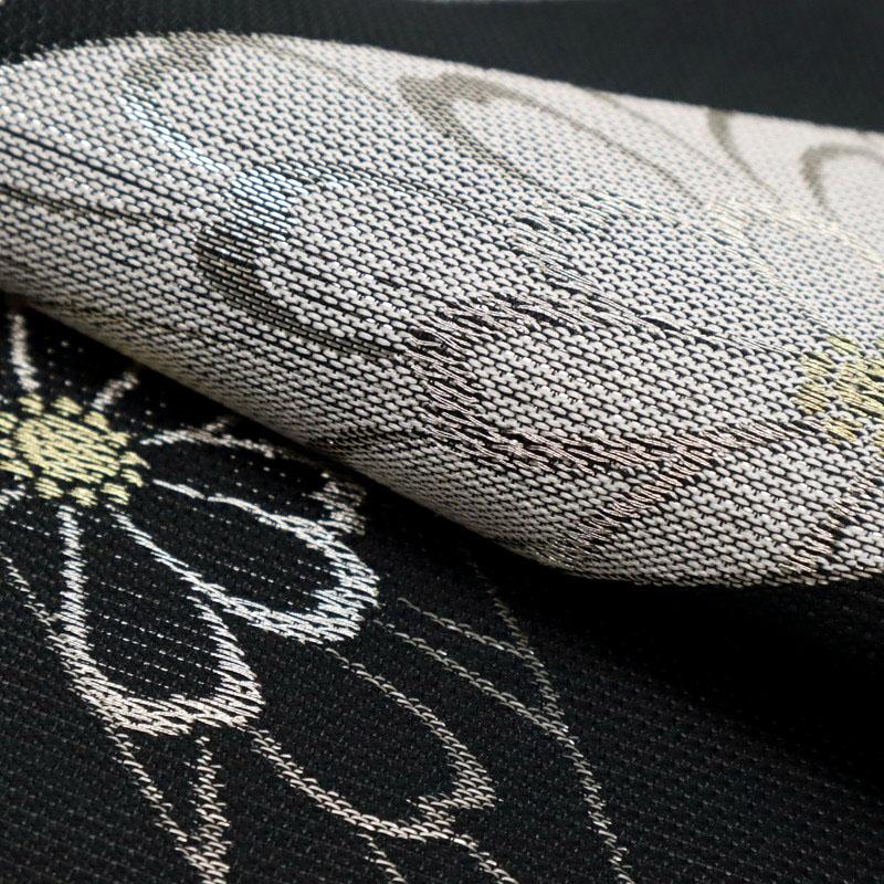 袋帯 六通柄 菊 七宝模様 刺繍 黒地