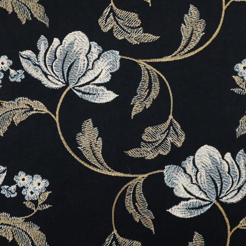 新品 未使用 名古屋帯 極上 刺繍 カジュアル 花唐草模様 黒地 新品 未使用 名古屋帯 極上 刺繍 カジュアル 花唐草模様 黒地