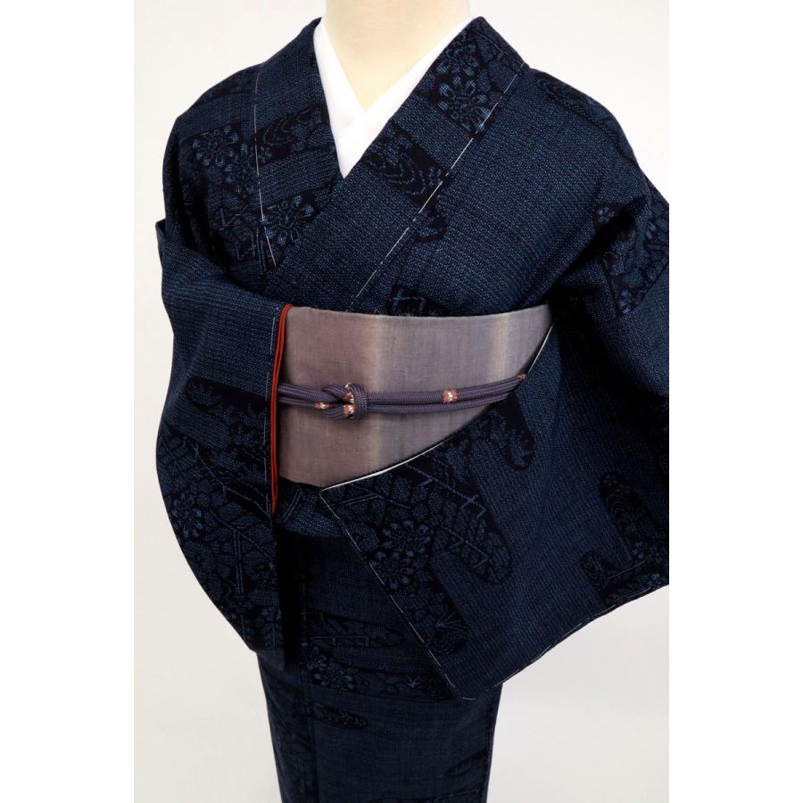 本場結城紬 100亀甲 長尺 エ霞に流水桟花々 カジュアル 紺 ネイビー M  