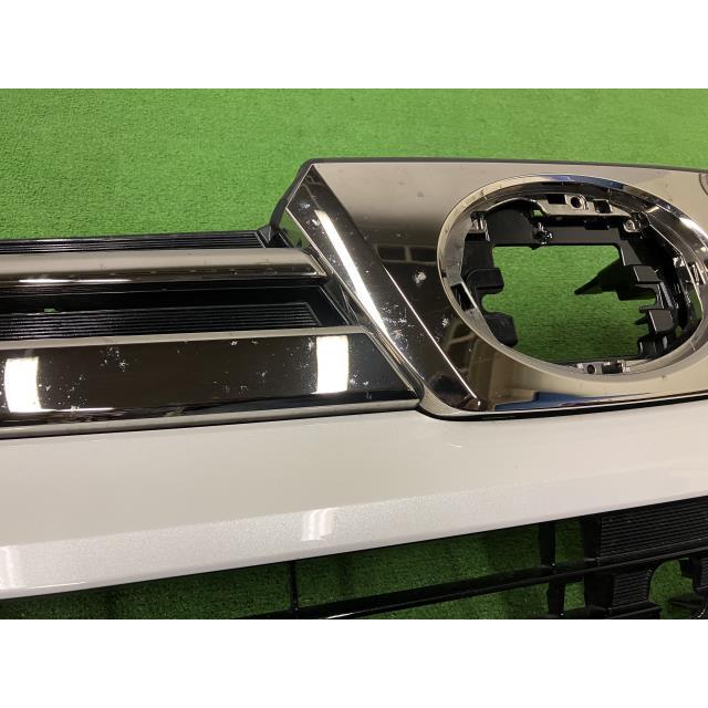 ヴェルファイア DBA-GGH30W フロント グリル 53111-58350/60,53101 