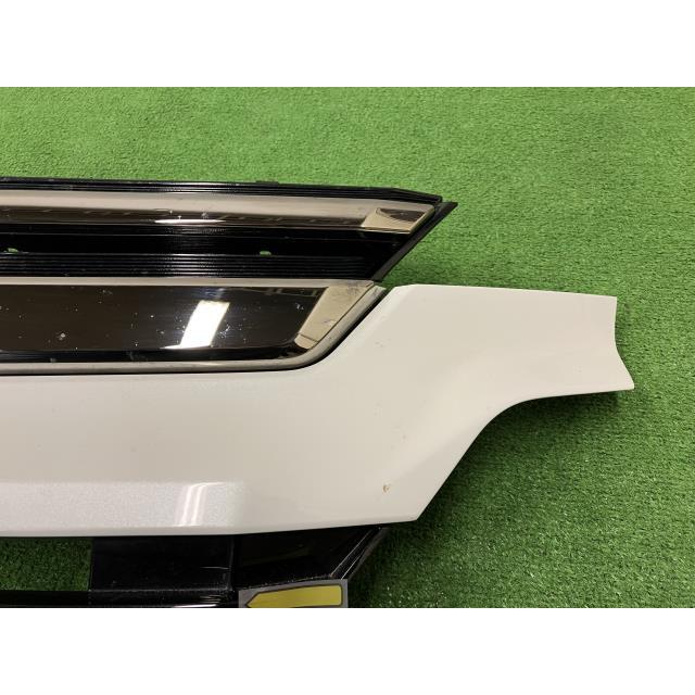 ヴェルファイア AGH30W/AGH35W GGH30W/GGH35W AYH30W 純正 ラジエーターグリル/フロントグリル 53111-58350 アルファード 30系/AGH30W/AGH35W/GGH30W/GGH35W/AYH30W 純正 後期