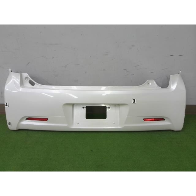 ムーヴ DBA-LA100S リア バンパー カバー W24 白 個人宅配送不可 yatsu