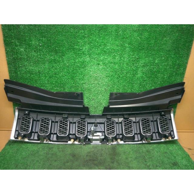 デリカD5 DBA-CV5W フロント グリル X24 7456A366 メッキ 個人宅配送