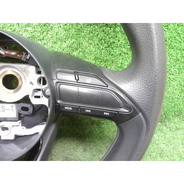 ヤリス 5BA-KSP210 ステアリング ホイール ハンドル 040 yatsu : ヤツ
