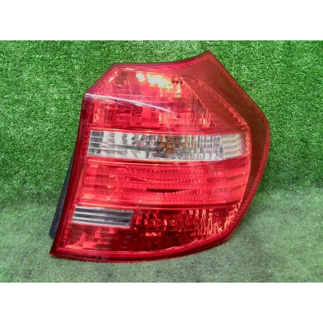 BMW 1シリーズ ABA-UE16 右 テール ランプ ライト レンズ 475 021864 