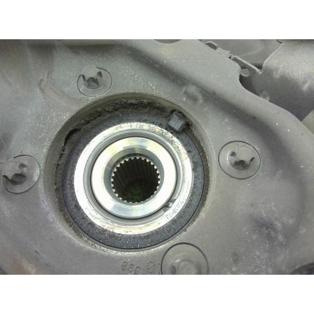 ベンツ Cクラス RBA-205042C リア 右 ナックル ハブ 197   yatsuの画像