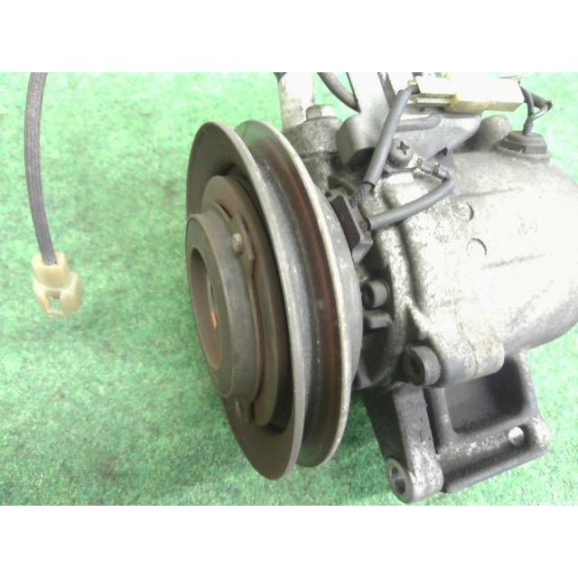 ムーヴ DBA-L175S エアコンコンプレッサー DENSO 447260-5871 88410