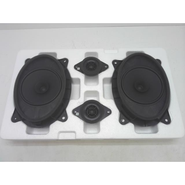 レヴォーグ 4BA-VN5 スピーカー 新車外し 後期 フロント用 yatsu