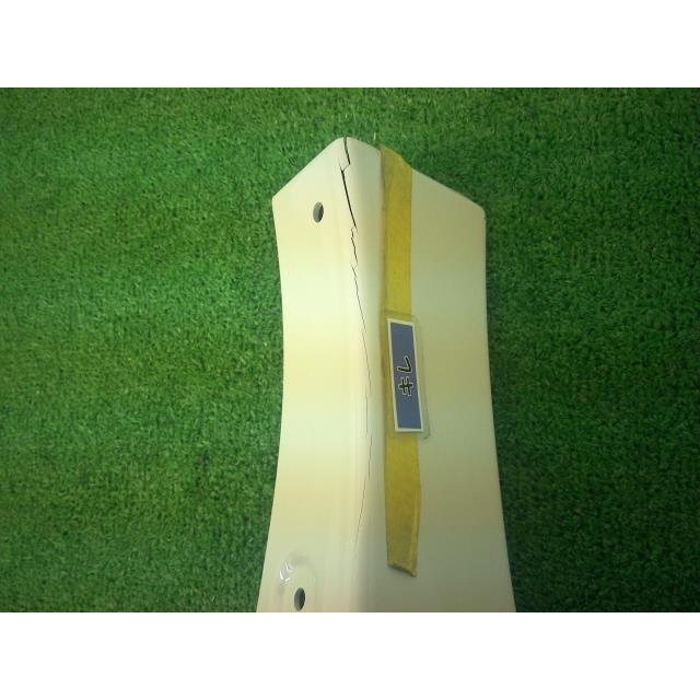 NOAH ノア DBA-ZRR80G 「フロント左マッドガード」 070 モデリスタ