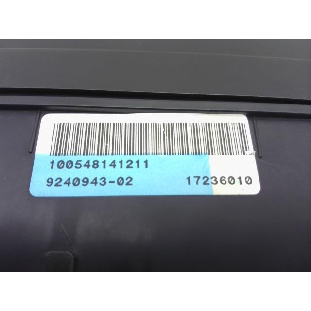 BMW ミニ CBA-ZA16 ヒューズ ボックス B26 924094302 エンジン BMW ミニ CBA-ZA16 ヒューズ ボックス B26 924094302 エンジン