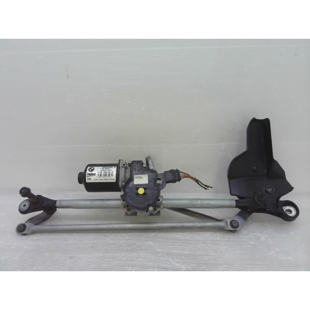 BMW 1シリーズ DBA-1R15 フロント ワイパー モーター 475 726750403 