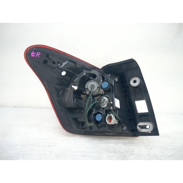 レヴォーグ DBA-VM4 右 テール ランプ ライト レンズ K1X D125 LED