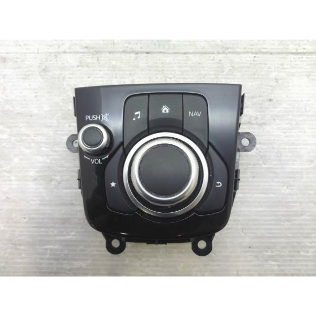 アクセラ DAA-BYEFP 「ナビコマンドスイッチ」 46V B45A-66-CM0C