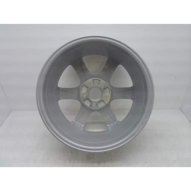 ニュービートル　イタリア製　16インチアルミホイール 9CBFS ニュービートル 純正 アルミ ホイール 16インチ yatsu : ヤツ