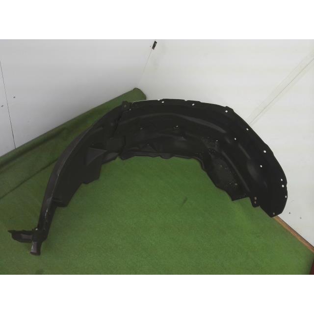 ランドクルーザー 3BA-VJA300W 左Fインナーフェンダー 202 53876-60181