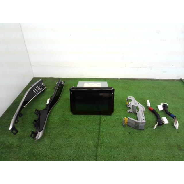 トヨタ 60 ハリアー 86100-48250 ナビ 地図データ2013年 ハリアー DBA-ZSU60W カー ナビ ゲーション 070 86100-48250 yatsu