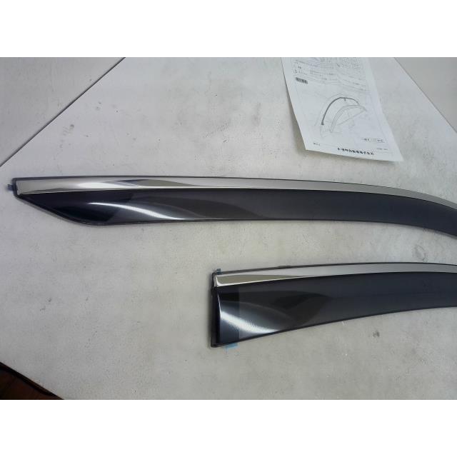 クラウン DBA-GRS200 ドア バイザー 未使用品 純正オプション yatsu 