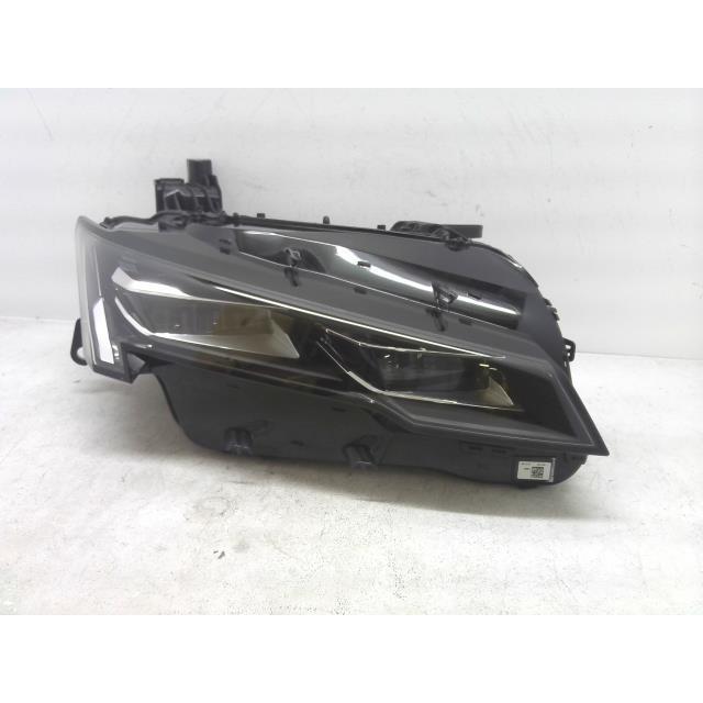 プジョー 308 3DA-P51YH01 右 ヘッド ランプ ライト 98491149 LED