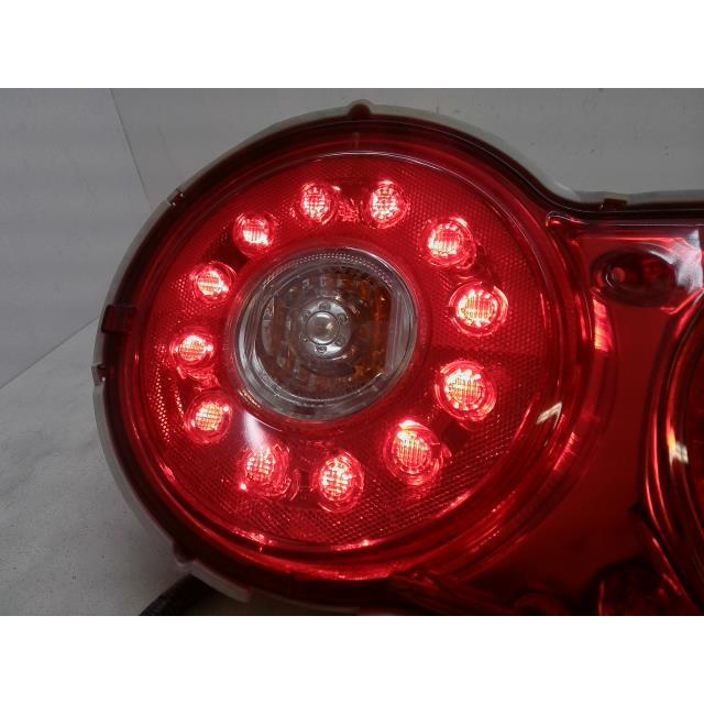 GT-R GT−R CBA-R35 左 テール ランプ ライト レンズ D054 前期