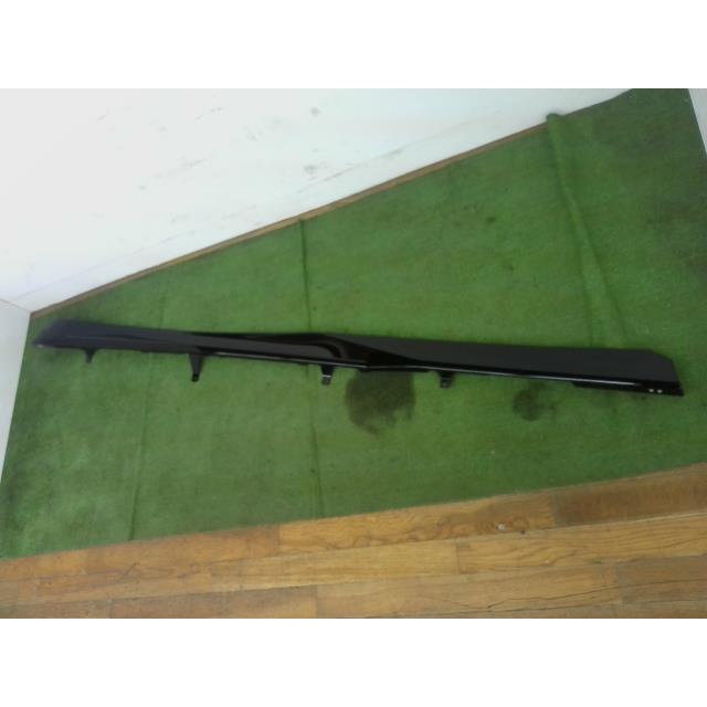 プリウス 6AA-MXWH60 右 サイド ステップ スカート 218 MSD44-47001/2
