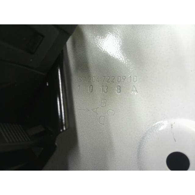 ベンツ Cクラス DBA-204349 フロント 右 ドア 149 A2047220910 白 個人宅配送不可 yatsu : ヤツヅカ ...