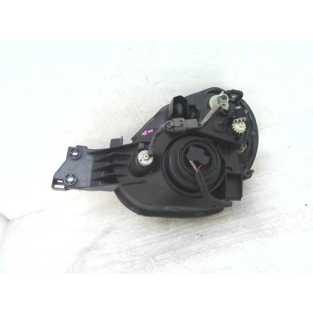インプレッサ LA-GG2 右 ヘッド ランプ ライト 02C 1661 ハロゲン