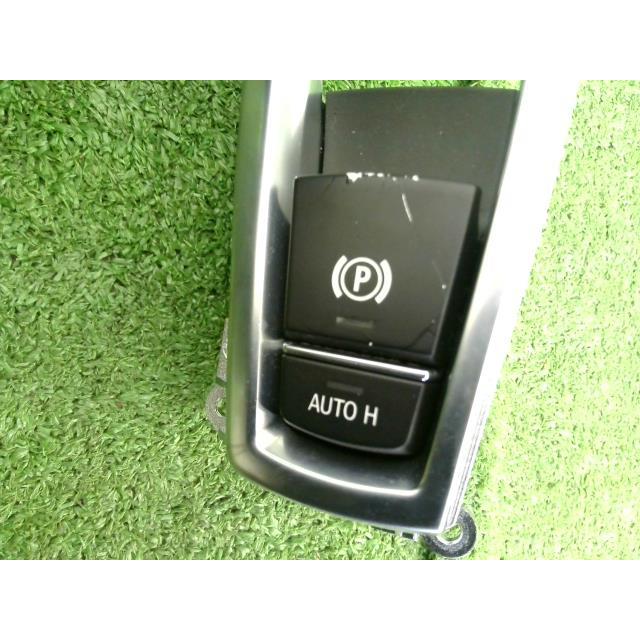 BMW 5シリーズ LDA-FW20 「センターコンソールパネル」 A89 F10 523d 