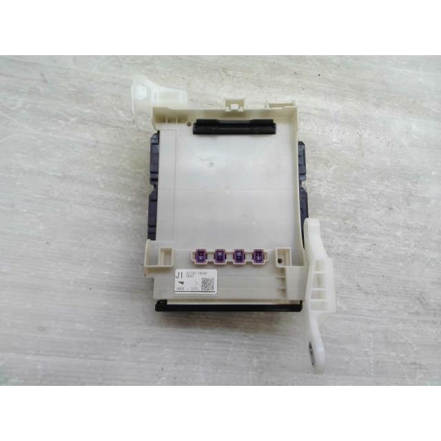 レクサス（LEXUS） UX 6AA-MZAH10 ヒューズ ボックス 085 yatsu : ヤツ