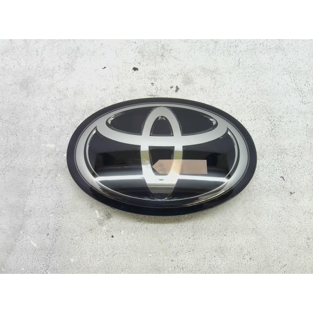その他のトヨタ車 エンブレム 53141-42030 ミリ波レーダー用 yatsu