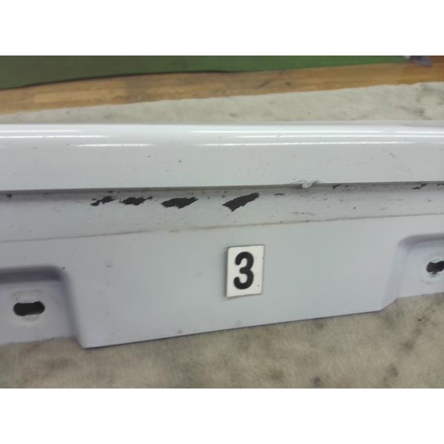 BMW 5シリーズ LDA-FW20 右 サイド ステップ スカート 300 51777184774