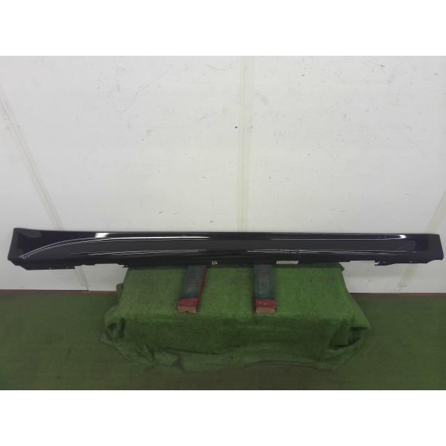 BMW 3シリーズ LDA-3D20 右 サイド ステップ スカート 475 51778054272