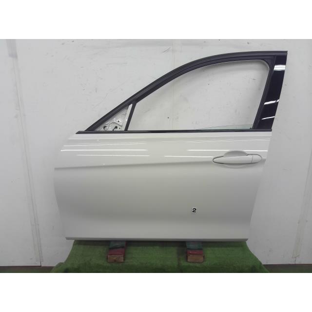 BMW 3シリーズ LDA-8C20 フロント 左 ドア 300 F31 320d 白 個人宅配送