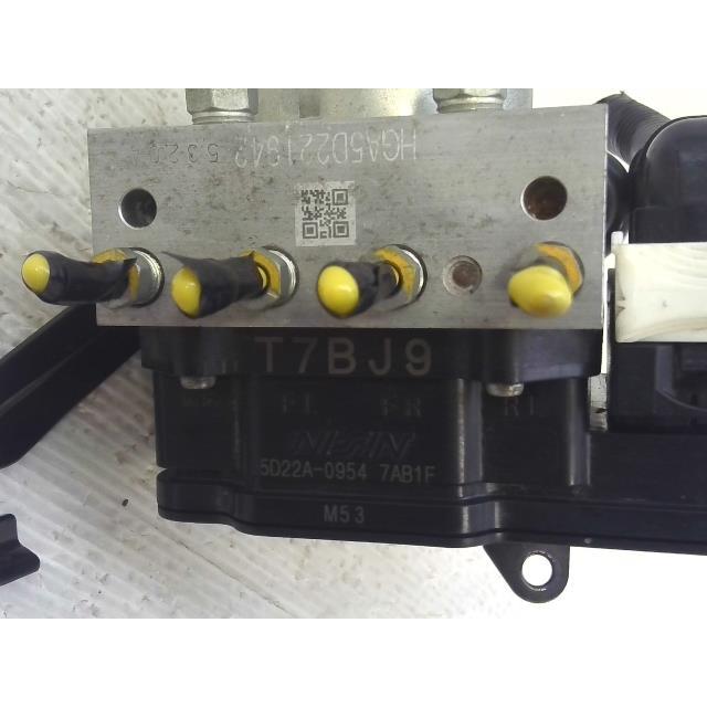 ホンダ ヴェゼル RU3 ABSアクチュエーター 2017年式 ヴェゼル DAA-RU3