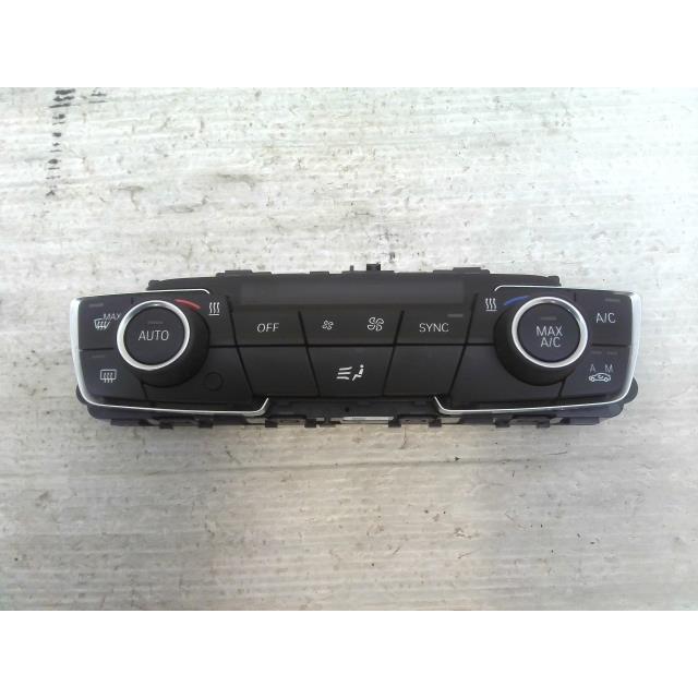BMW 2シリーズ DBA-2A15 エアコン スイッチ パネル 475 F45 218i yatsu
